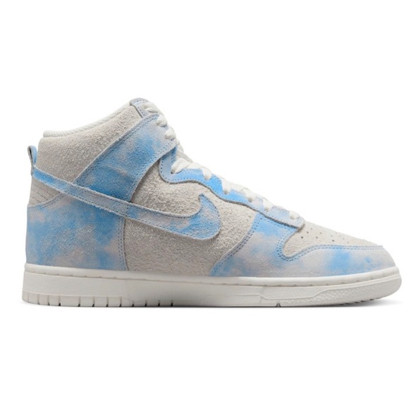 [Brand NewFD0882-400] Womens Nike DUNK HIGH SE 'CLOUDS CELESTINE BLUE' (W) - Picture 3 of 5